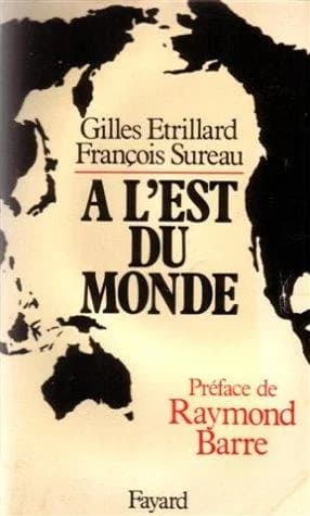Cover of A l'est du monde